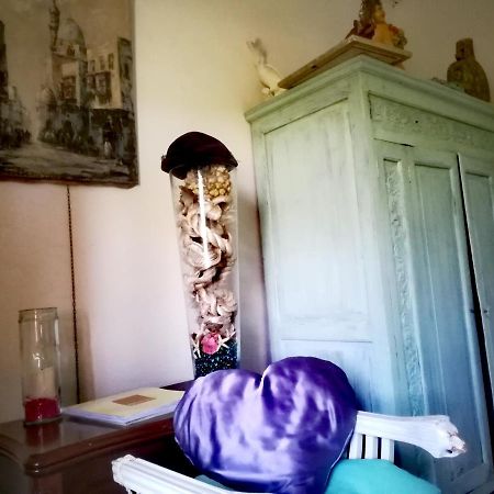 Villa Le Tre Dame B&B บัตตีปาลเลีย ภายนอก รูปภาพ