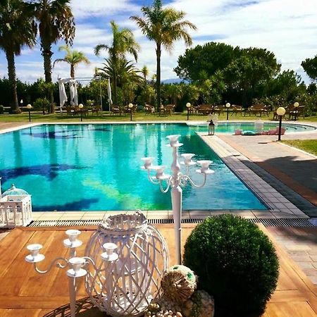 Villa Le Tre Dame B&B บัตตีปาลเลีย ภายนอก รูปภาพ