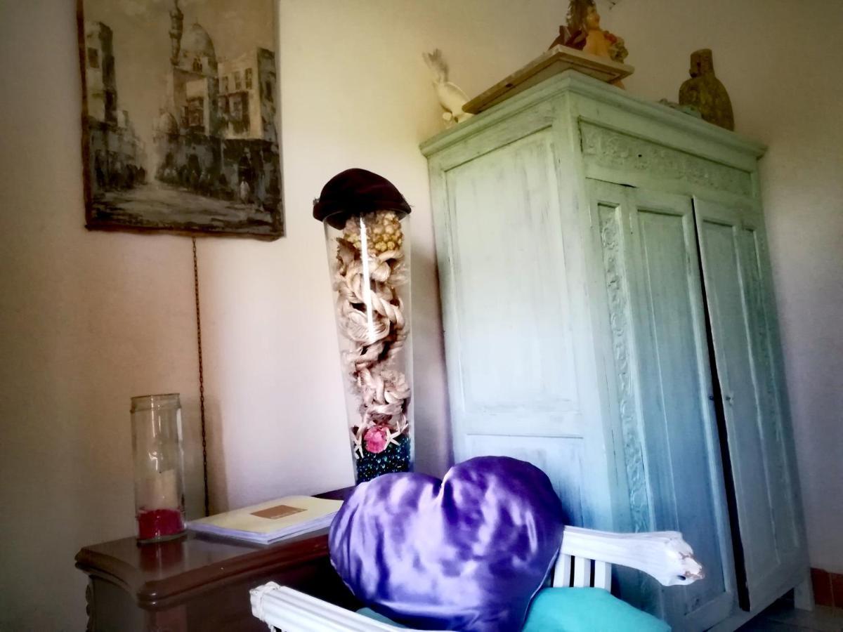 Villa Le Tre Dame B&B บัตตีปาลเลีย ภายนอก รูปภาพ